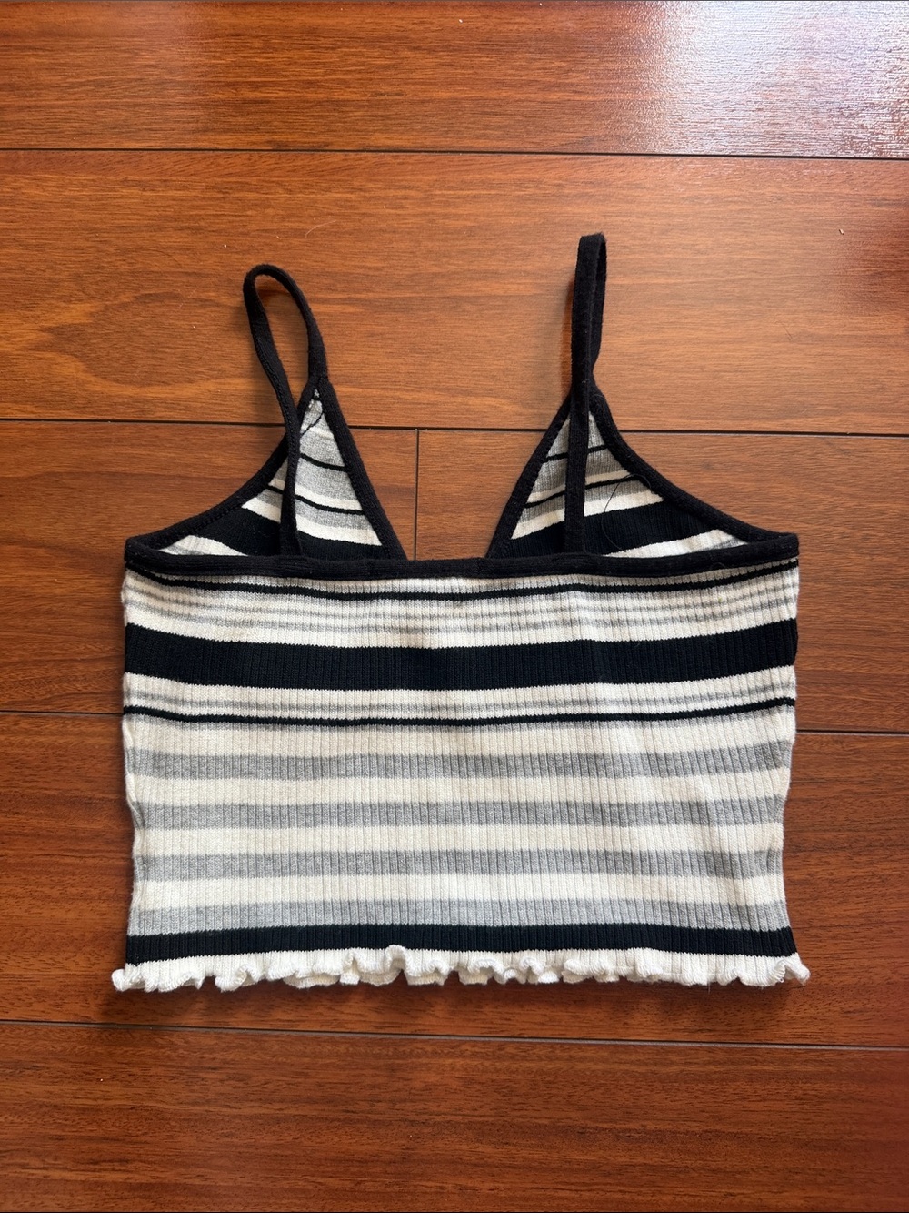 Striped Ribbed V-Neck Crop Top - Black & White - Picture 2 of 2